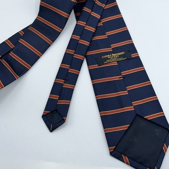 Classic Brooks Brothers Striped Tie 100% Silk - Picture 3 of 5